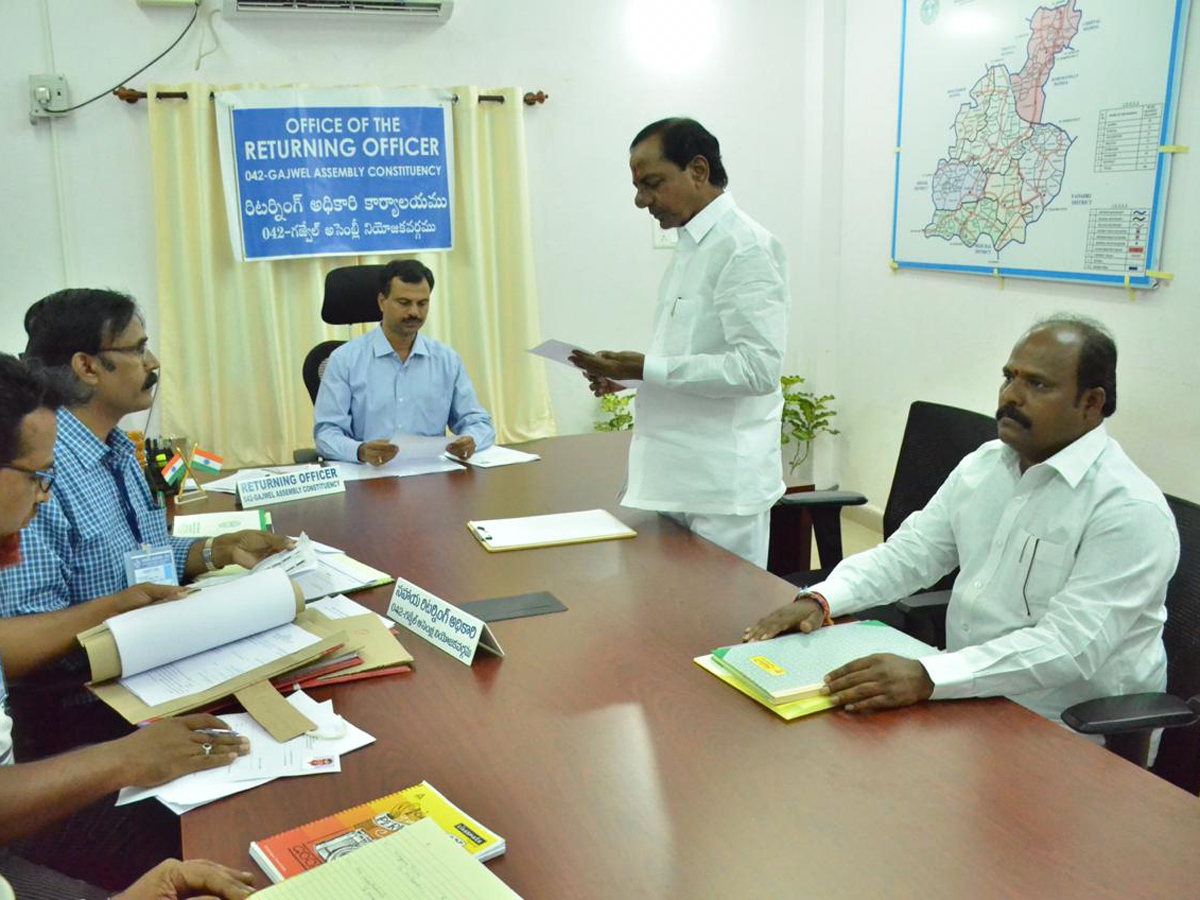 KCR And Harish Rao File Nomination Papers Photo Gallery - Sakshi4