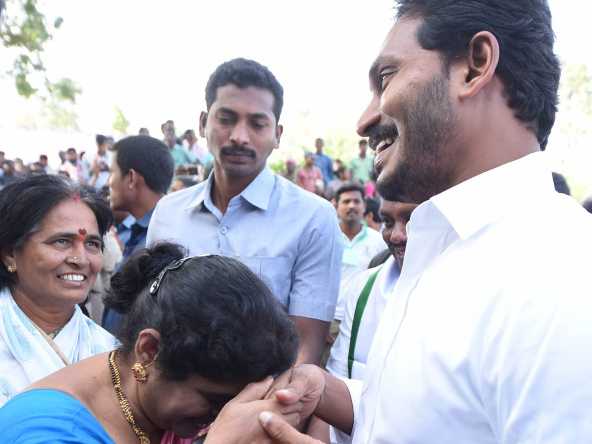 YS jagan padayatra at Vizianagaram photo gallery - Sakshi15