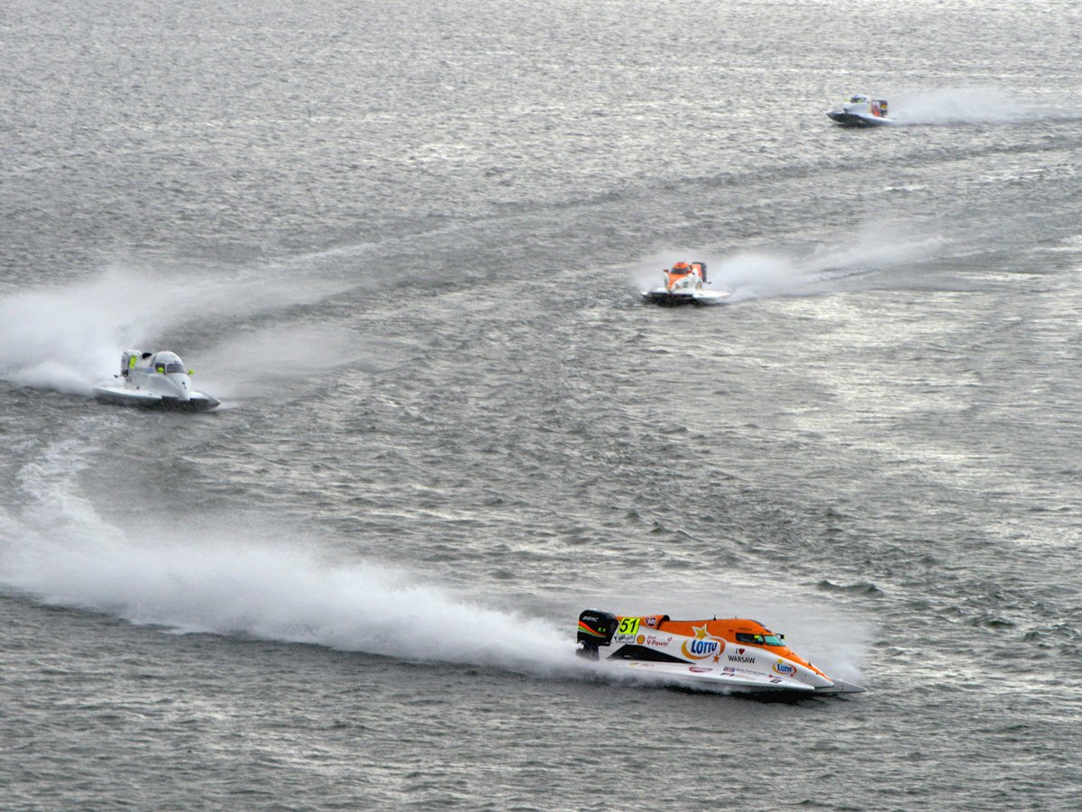 F1H2O Power Boat Race at Vijayawada Photo Gallery - Sakshi13