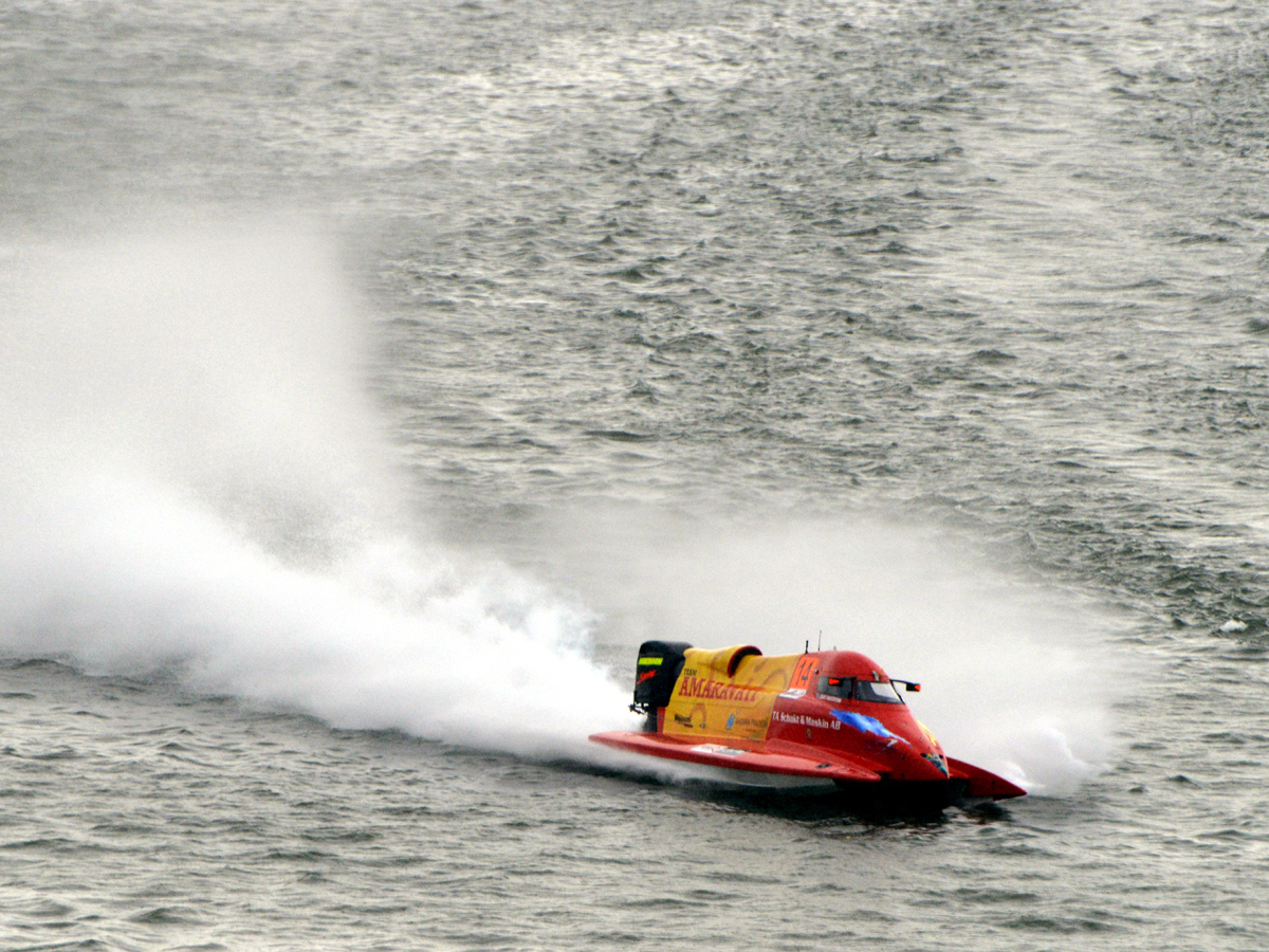 F1H2O Power Boat Race at Vijayawada Photo Gallery - Sakshi14