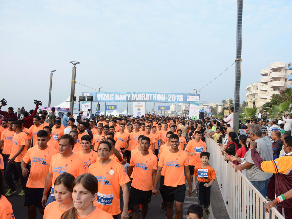 Vizag Navy Marathon 2018 Photo Gallery - Sakshi1