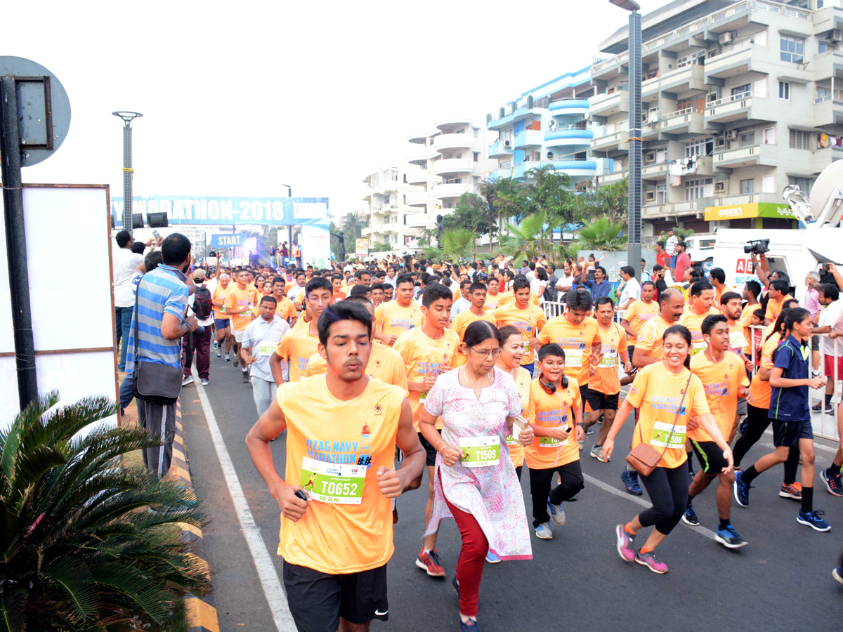 Vizag Navy Marathon 2018 Photo Gallery - Sakshi5