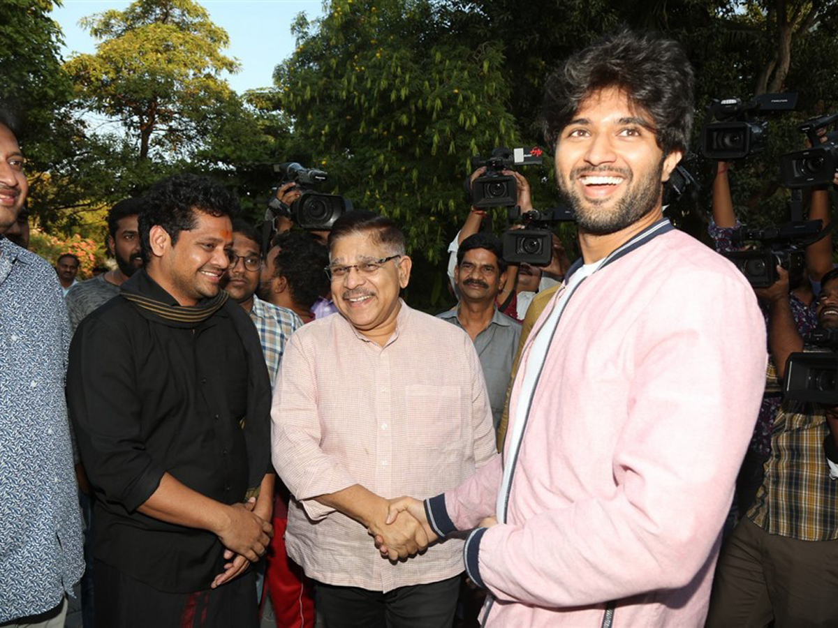 Taxiwala Movie Success Celebrations Photo Gallery - Sakshi4