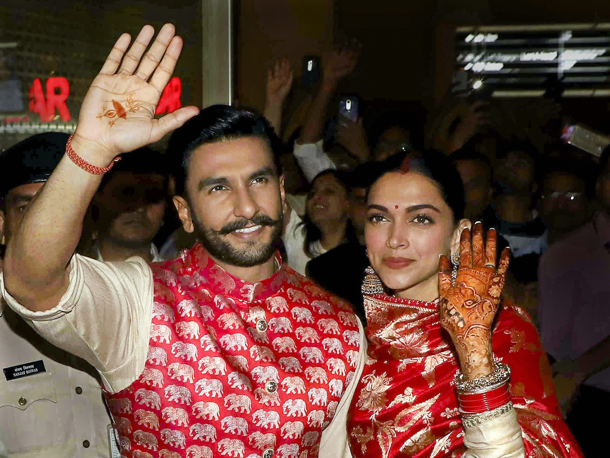 Deepika Padukone and Ranveer singh Marriage Photo Gallery - Sakshi6