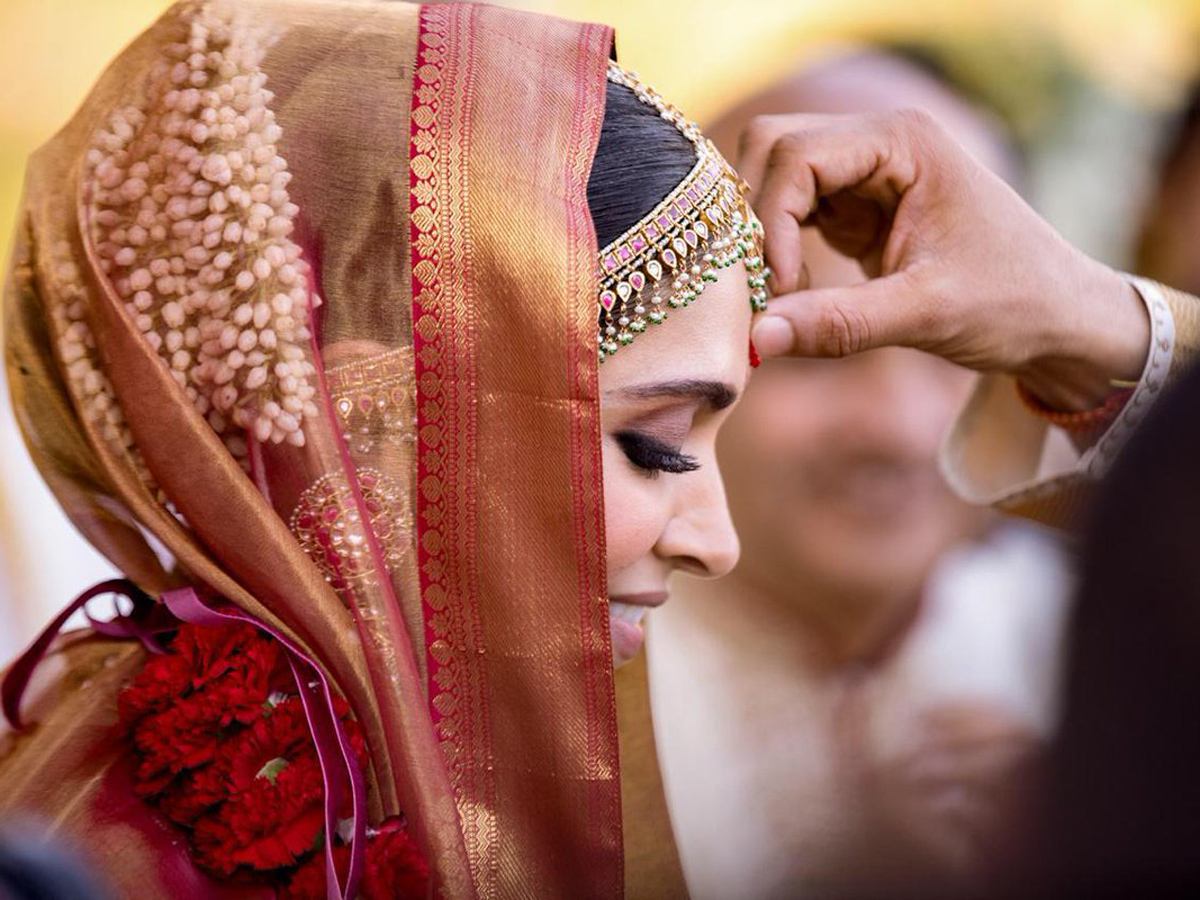 Deepika Padukone Ranveer singh wedding Photo Gallery - Sakshi2