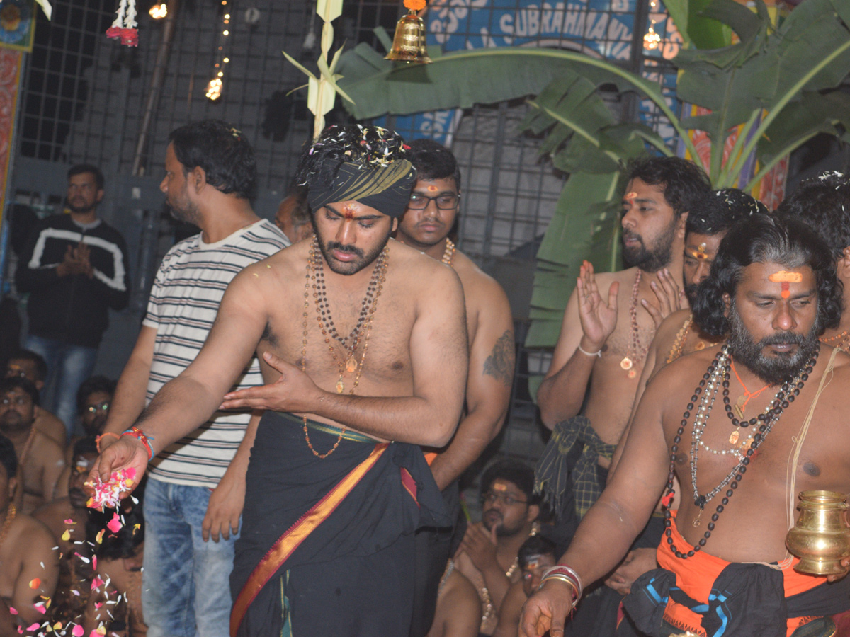 Sharwanand Mahapadi Pooja to Ayyappa Swamy Photo Gallery - Sakshi2