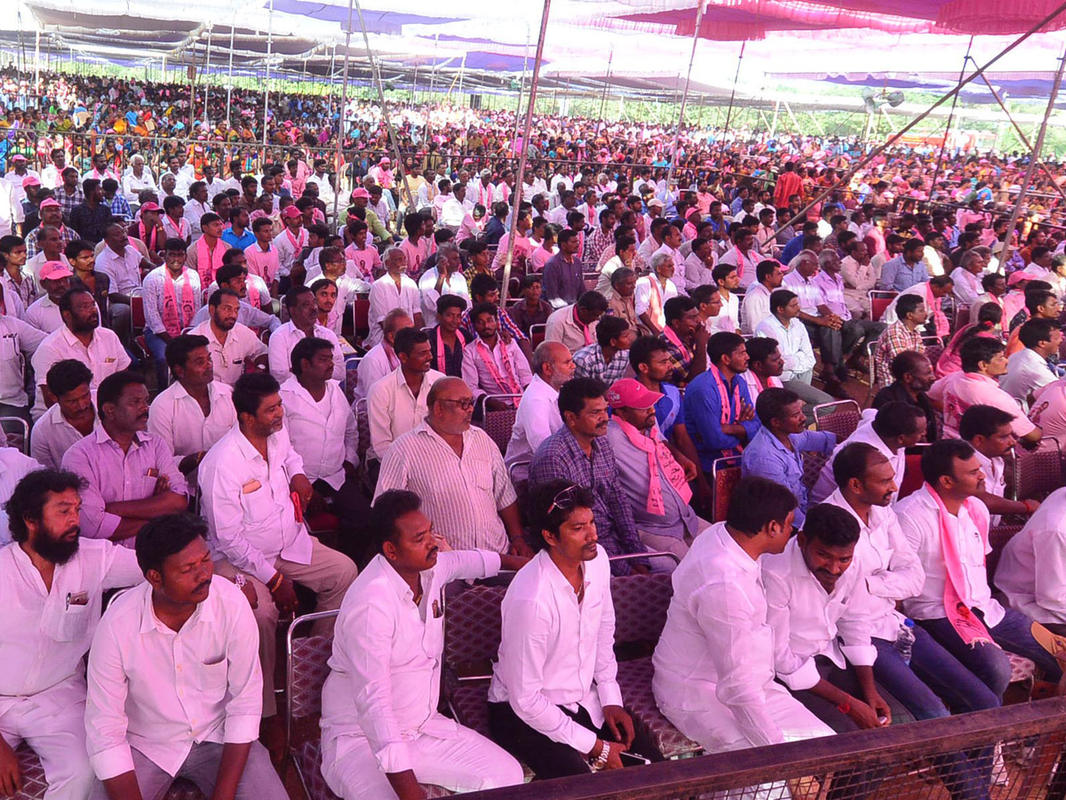 TRS Public Meetings in Khammam, Jangaon Photo Gallery - Sakshi12