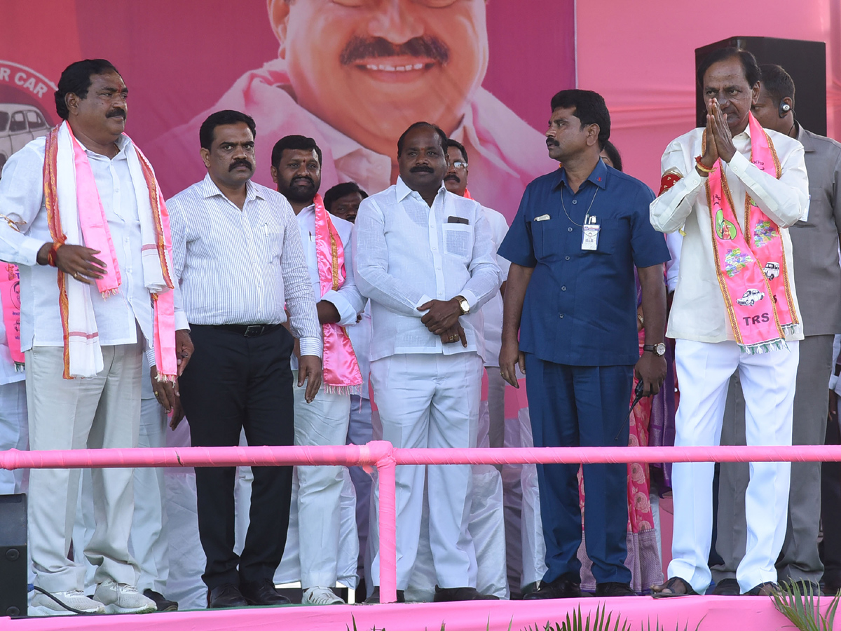 TRS Public Meetings in Khammam, Jangaon Photo Gallery - Sakshi4