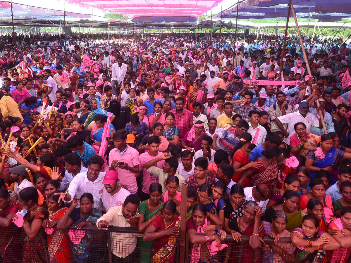 TRS Public Meetings in Khammam, Jangaon Photo Gallery - Sakshi6