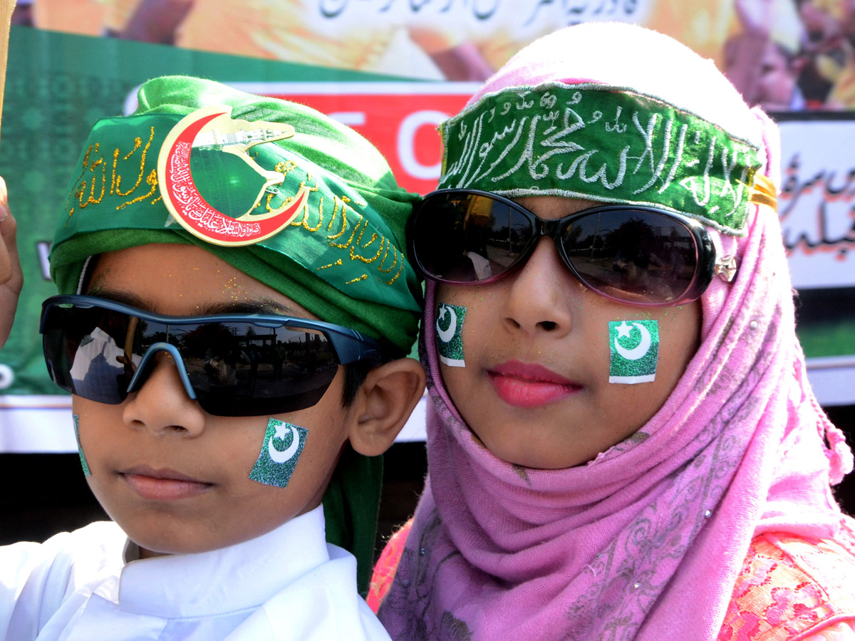 Muslims Celebrating Eid e Milad Photo Gallery - Sakshi4