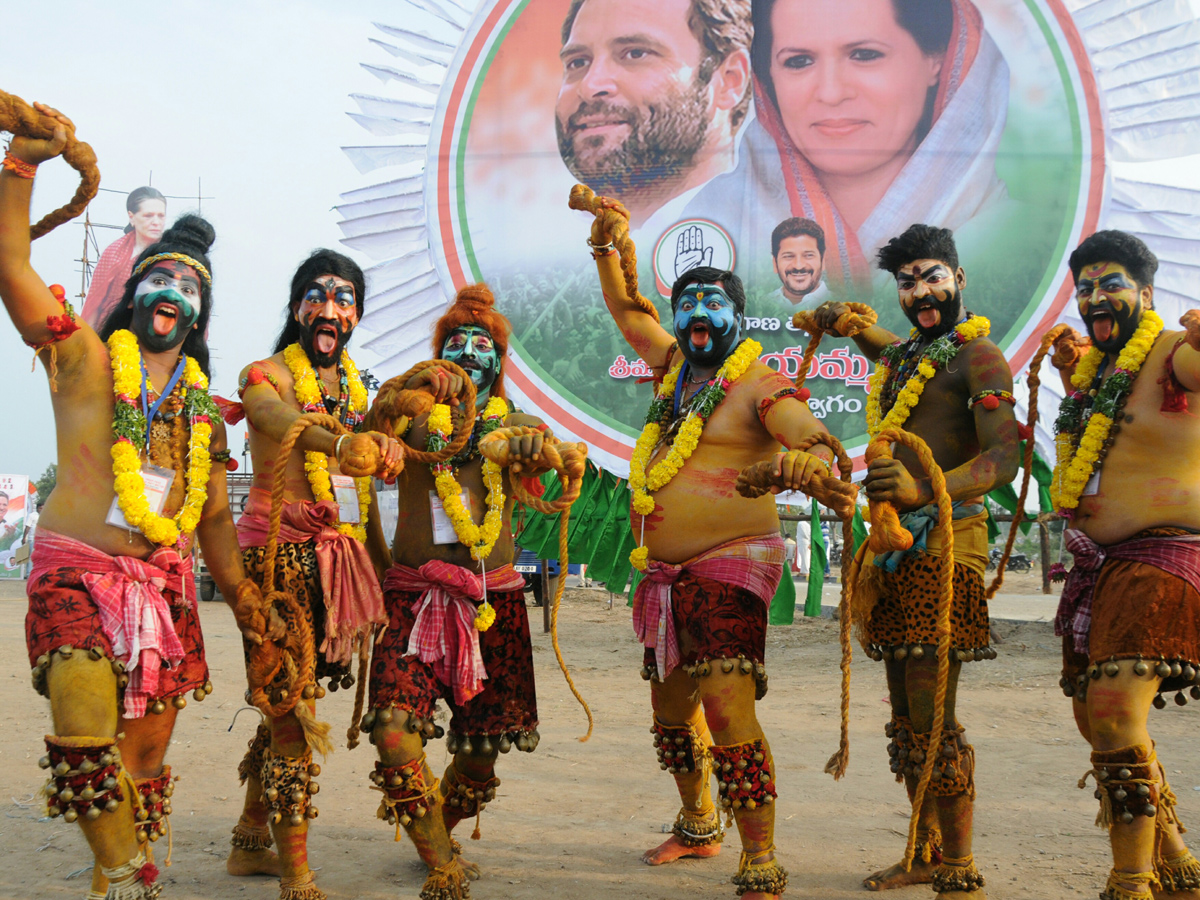 Congress Public Meeting In Medchal Photo Gallery - Sakshi10