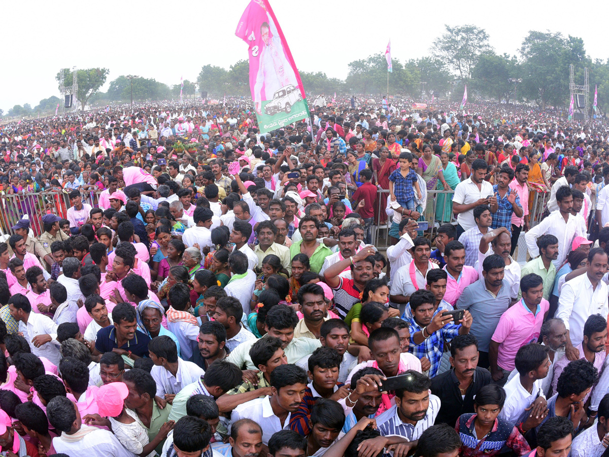 TRS Public Meeting In Suryapet Photo Gallery - Sakshi19