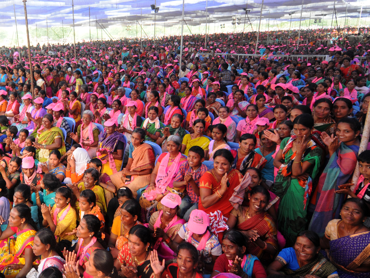 TRS Public Meeting In Suryapet Photo Gallery - Sakshi22