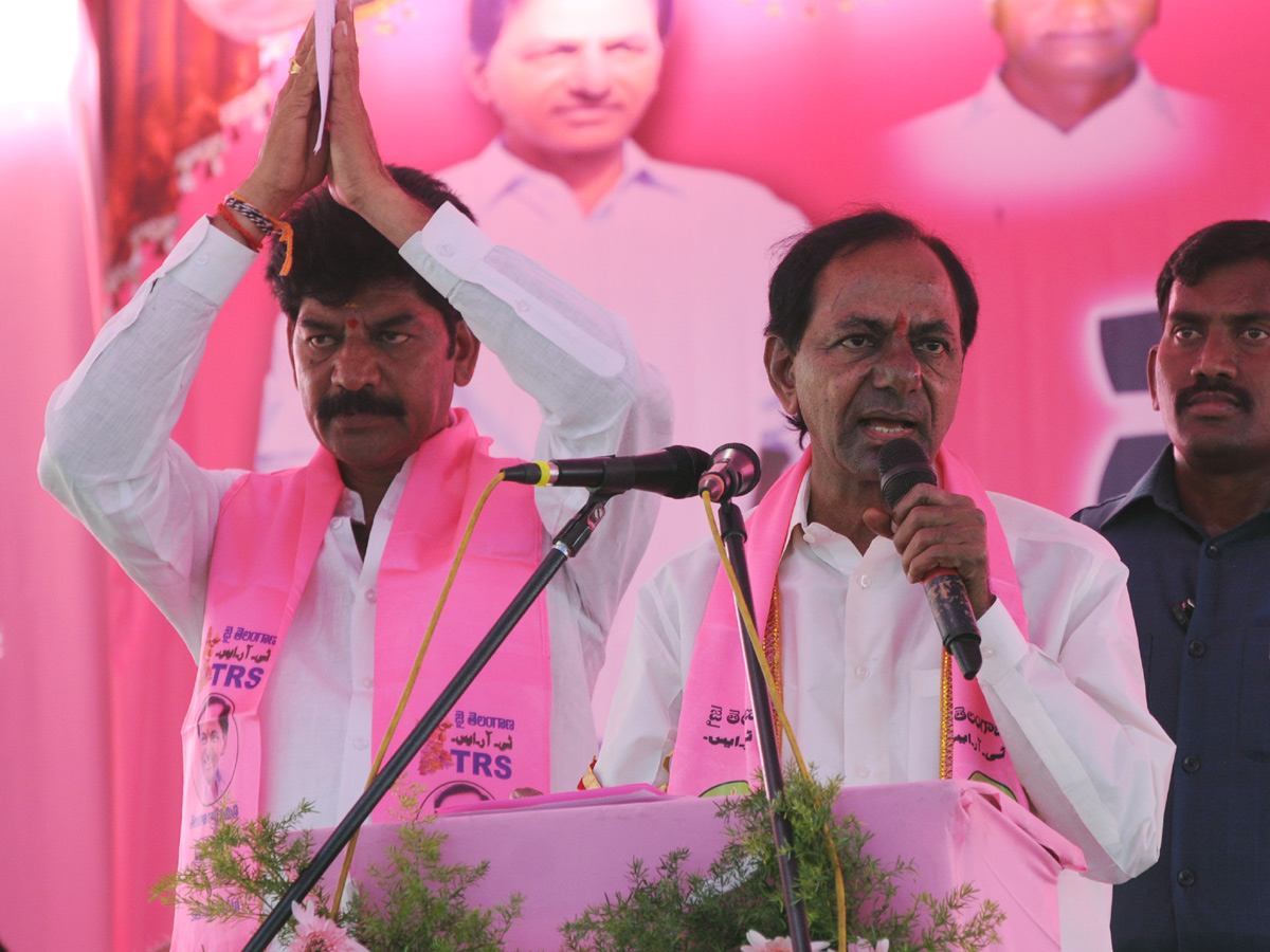 TRS Public Meeting In Suryapet Photo Gallery - Sakshi5