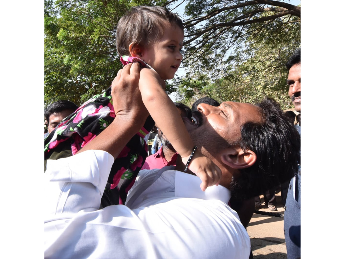 YS Jagan PrajaSankalpaYatra Day 304th Photo Gallery - Sakshi9