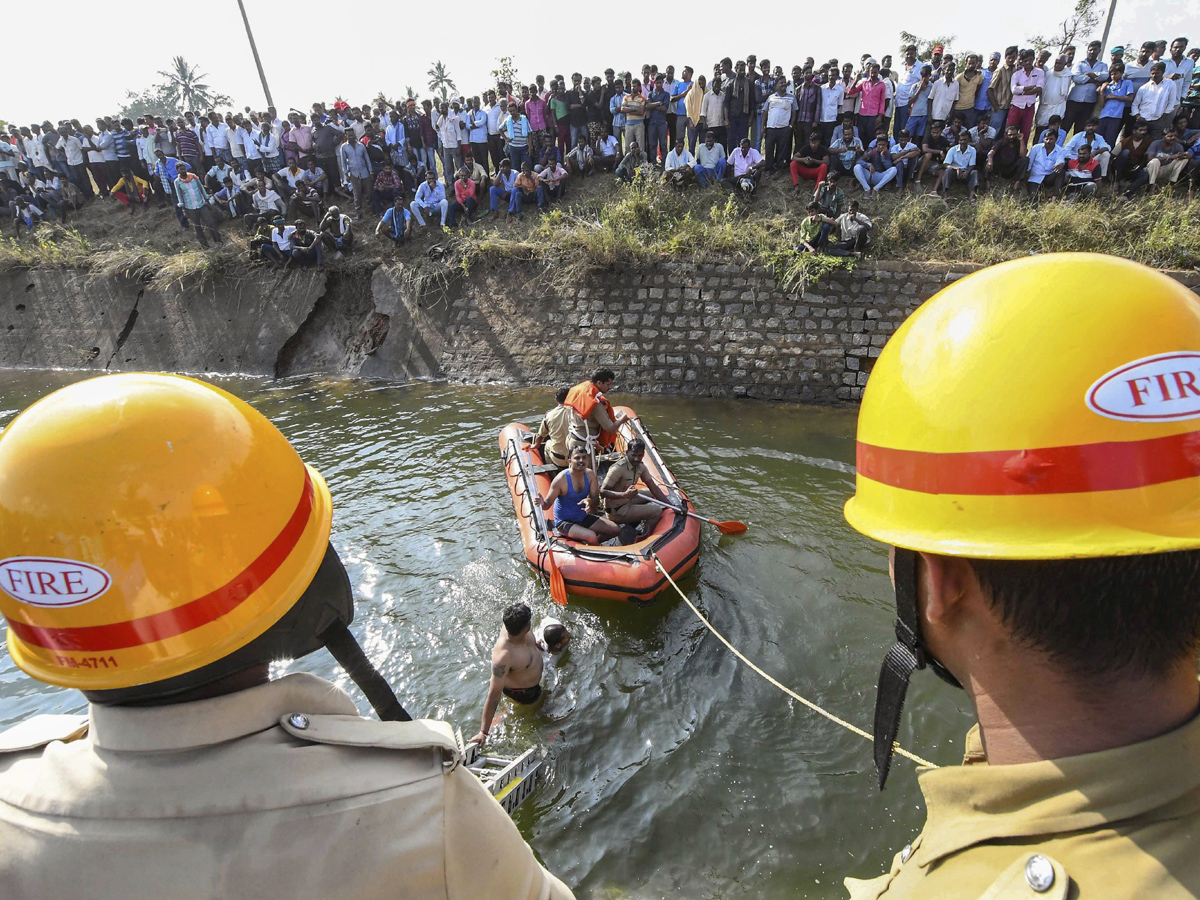 Bus Falls Into Canal in Karnataka Photo Gallery - Sakshi4