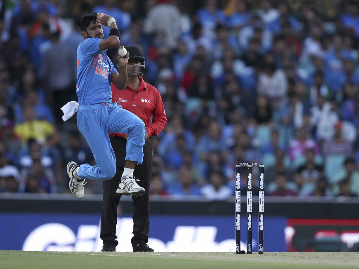india won six wickets against australia Photo Gallery - Sakshi12