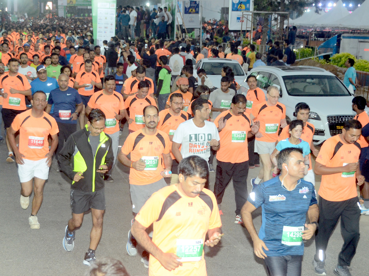 Hyderabad 10k run - Sakshi9