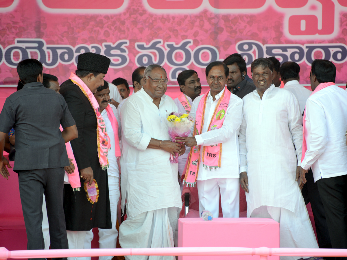 KCR PUBLIC MEETING Photo Gallery - Sakshi4