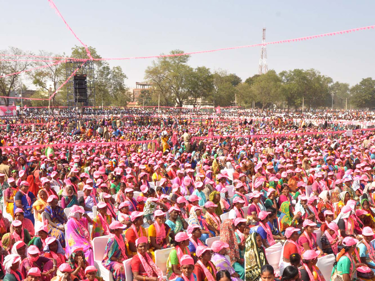 kcr public meeting photo Gallery - Sakshi15