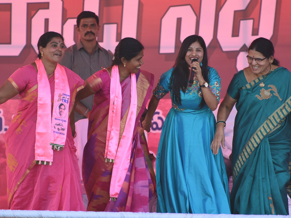 kcr public meeting photo Gallery - Sakshi8