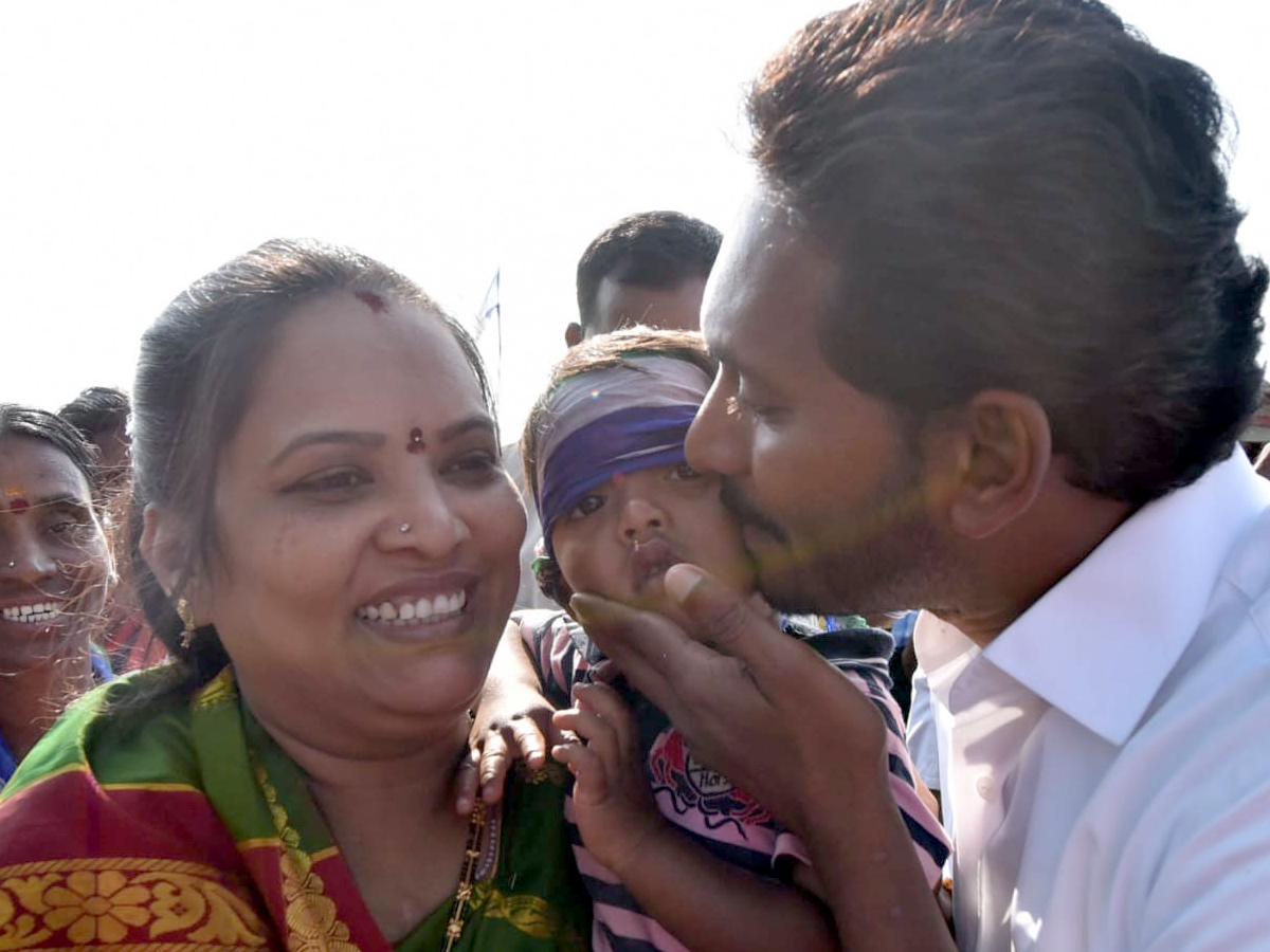  YS Jagan PrajaSankalpaYatra Day 307th Photo Gallery - Sakshi12