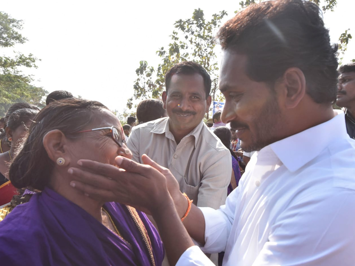  YS Jagan PrajaSankalpaYatra Day 307th Photo Gallery - Sakshi3