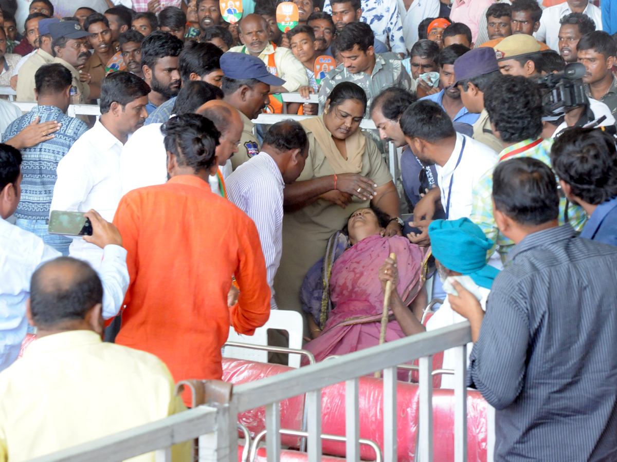 pm Narendra modi addresses public meeting in nizamabad and mahabubnagar photo Gallery  - Sakshi4