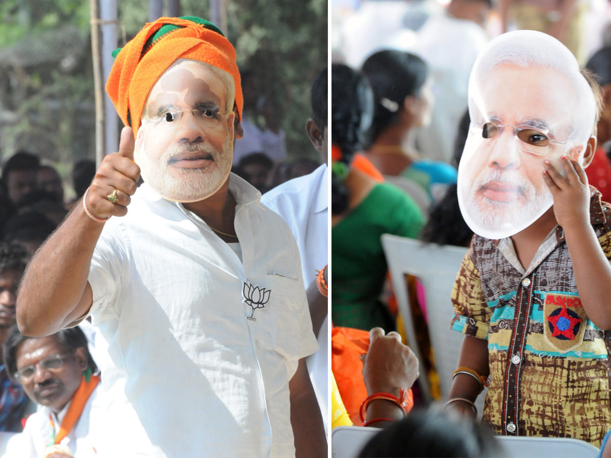 pm Narendra modi addresses public meeting in nizamabad and mahabubnagar photo Gallery  - Sakshi8