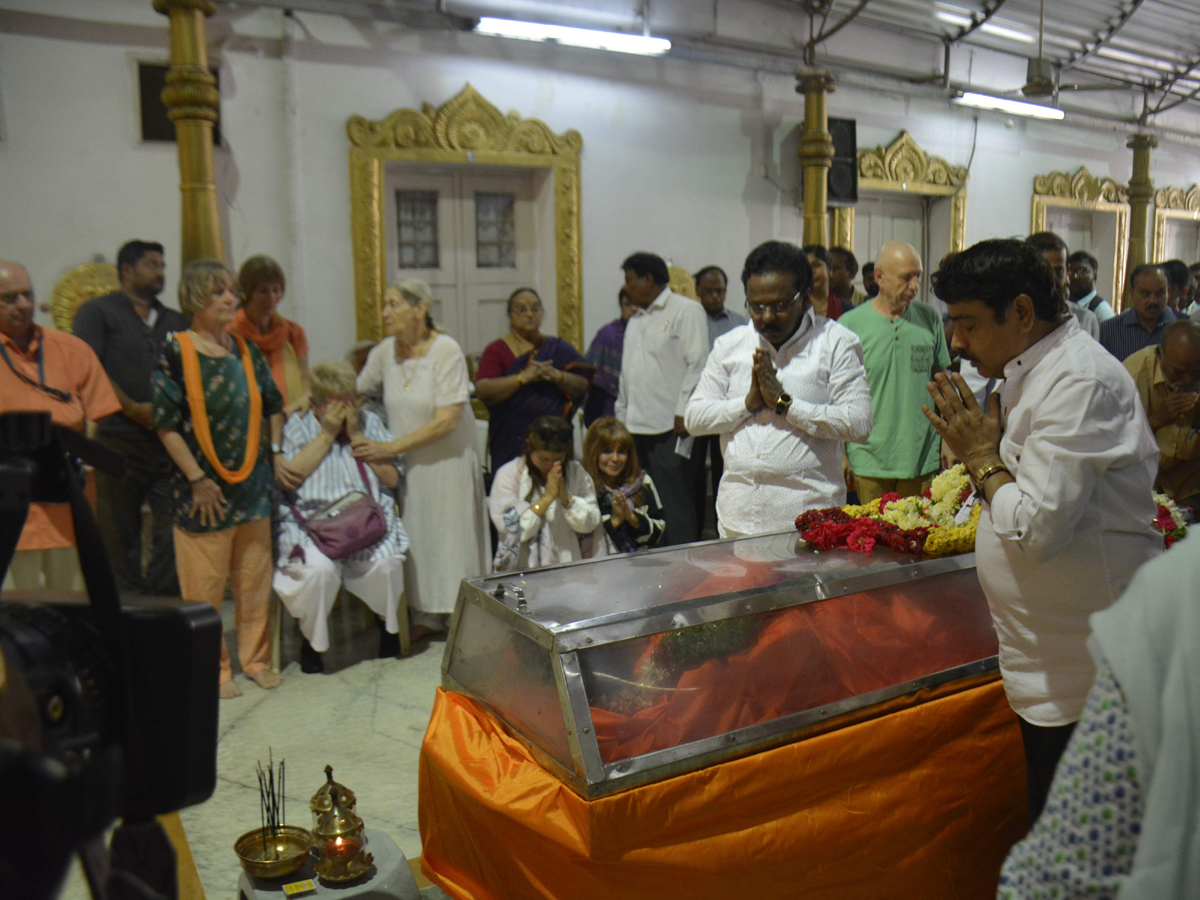 Bala Sai Baba passes away in Hyderabad Photo Gallery - Sakshi8