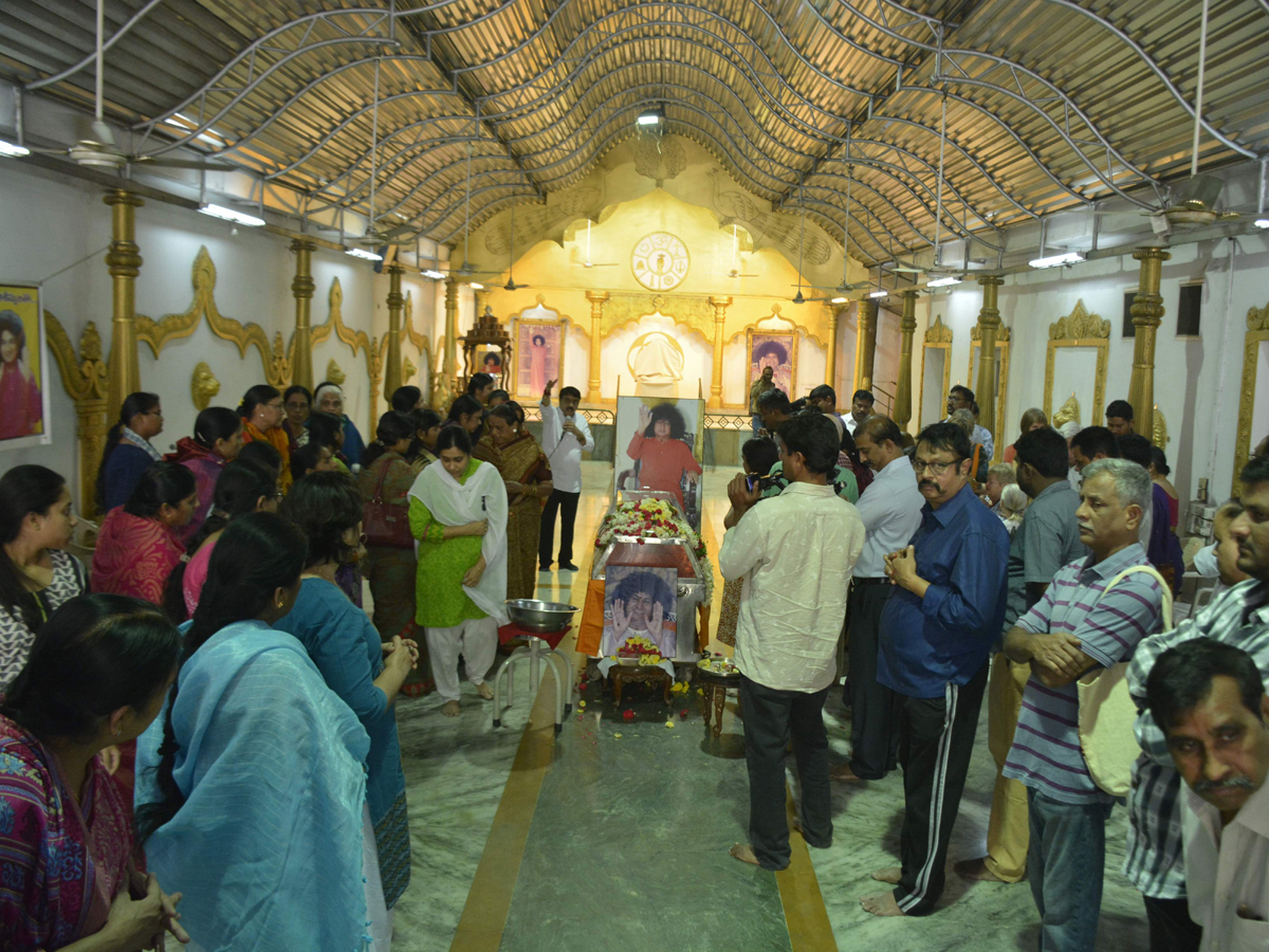 Bala Sai Baba passes away in Hyderabad Photo Gallery - Sakshi4