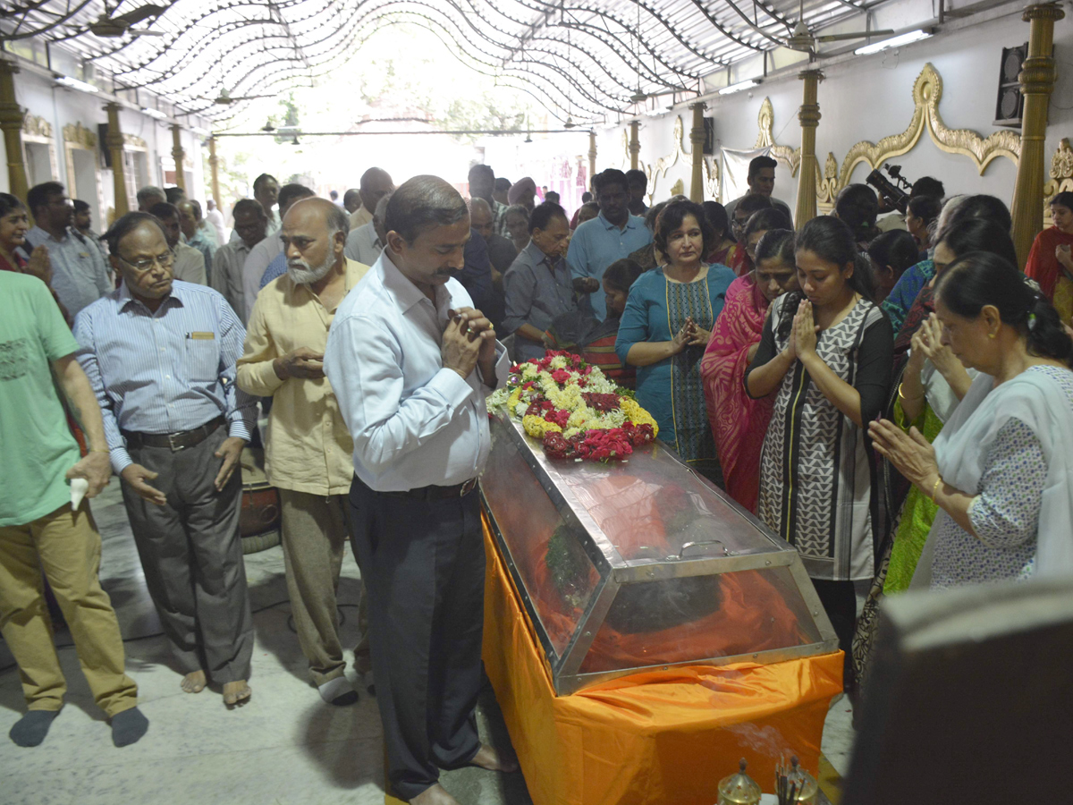 Bala Sai Baba passes away in Hyderabad Photo Gallery - Sakshi7