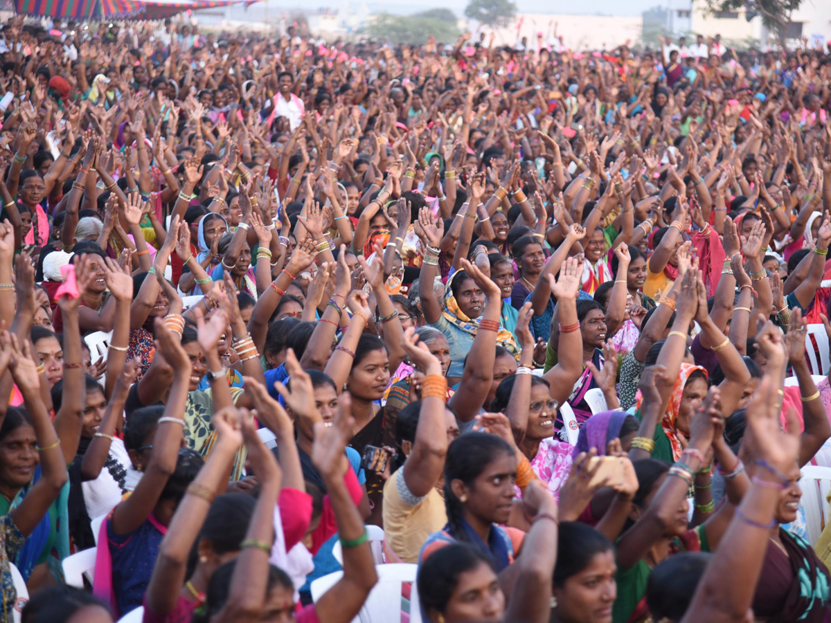 kcr public meeting photo Gallery - Sakshi11