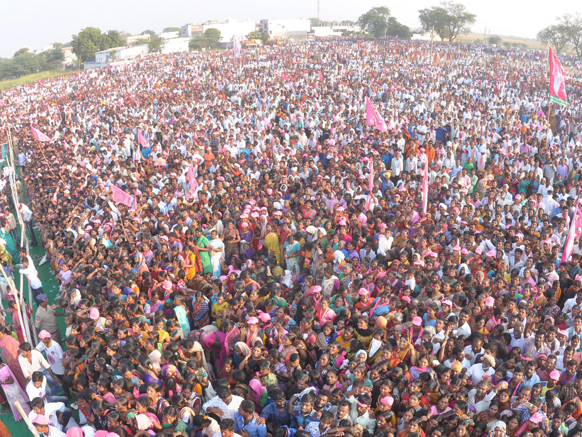 kcr public meeting photo Gallery - Sakshi6