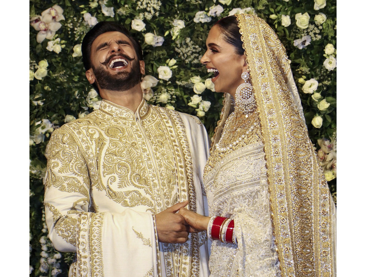 Deepika And Ranveer Wedding Reception in Mumbai Photo Gallery - Sakshi10