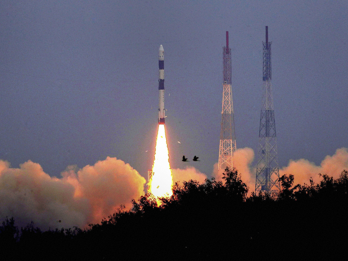 ISRO PSLV C43 Launch Photo Gallery - Sakshi1