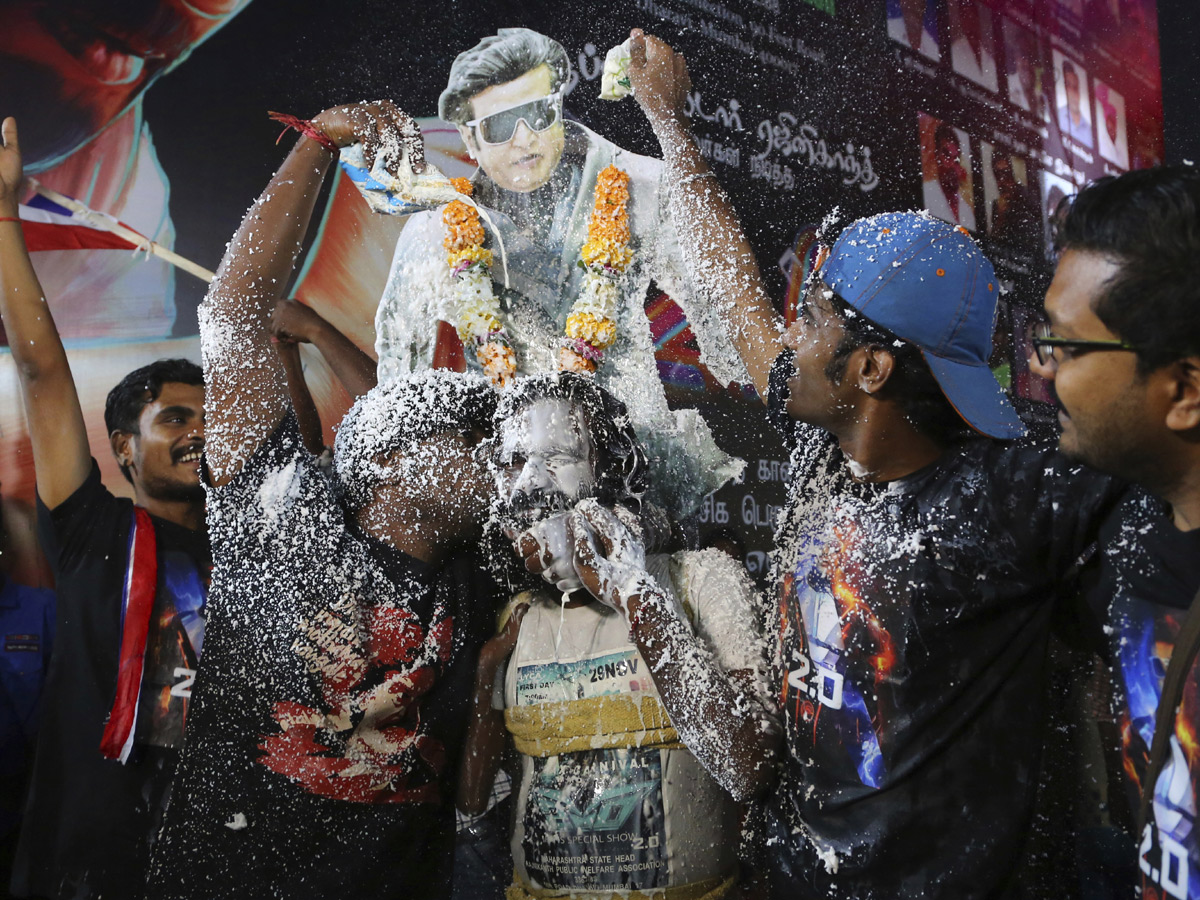 Rajinikanth Fans Celebrate the release of 2.0 Photo Gallery - Sakshi12