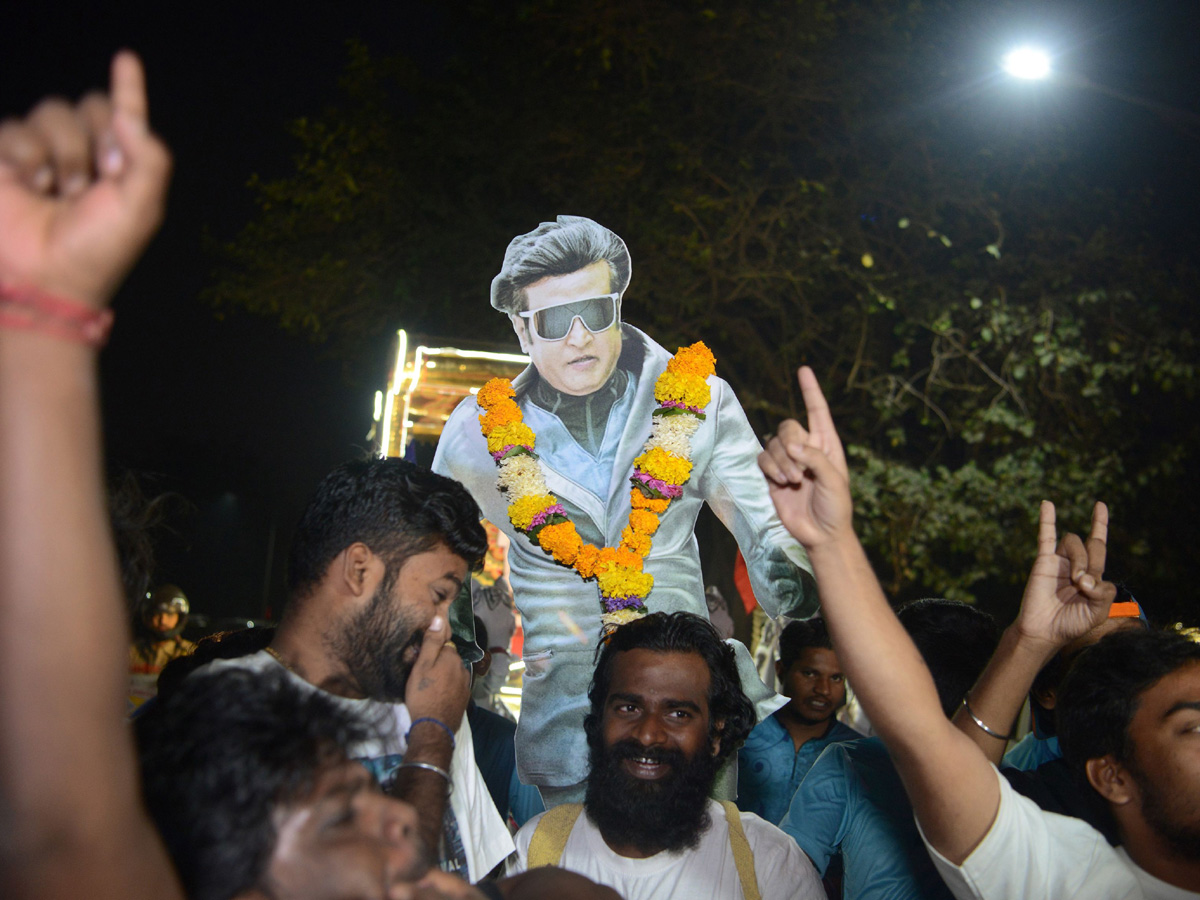 Rajinikanth Fans Celebrate the release of 2.0 Photo Gallery - Sakshi2