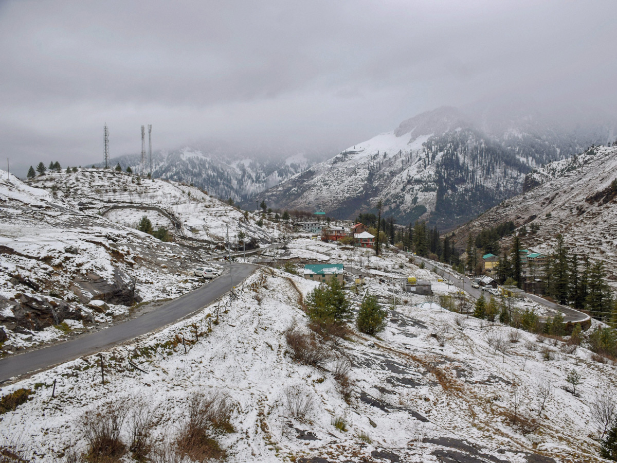 Snow in Jammu Kashmir Photo Gallery - Sakshi2