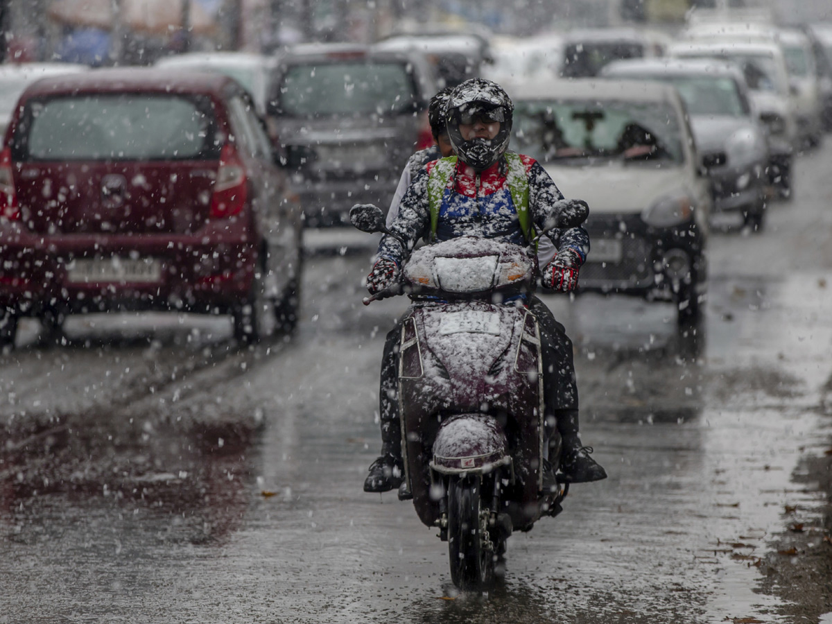 Snow in Jammu Kashmir Photo Gallery - Sakshi4