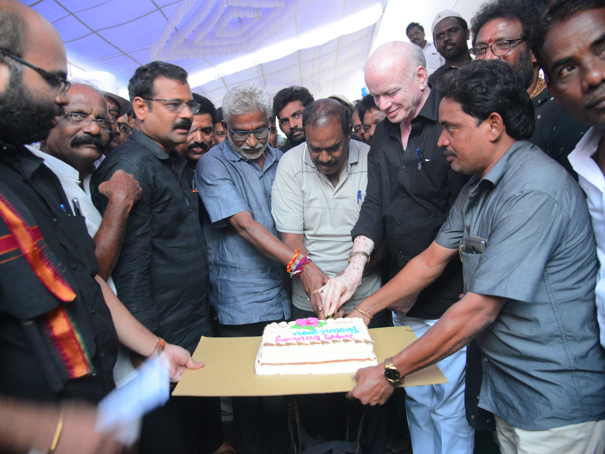 Ysrcp Vanchana Pai Garjana Programme At Kakinada  - Sakshi14