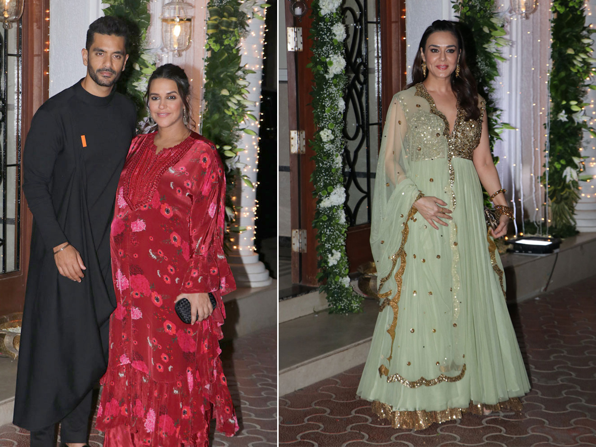 Shilpa Shetty's Diwali Bash: Bollywood Stars Shine at the Party Photo Gallery - Sakshi5