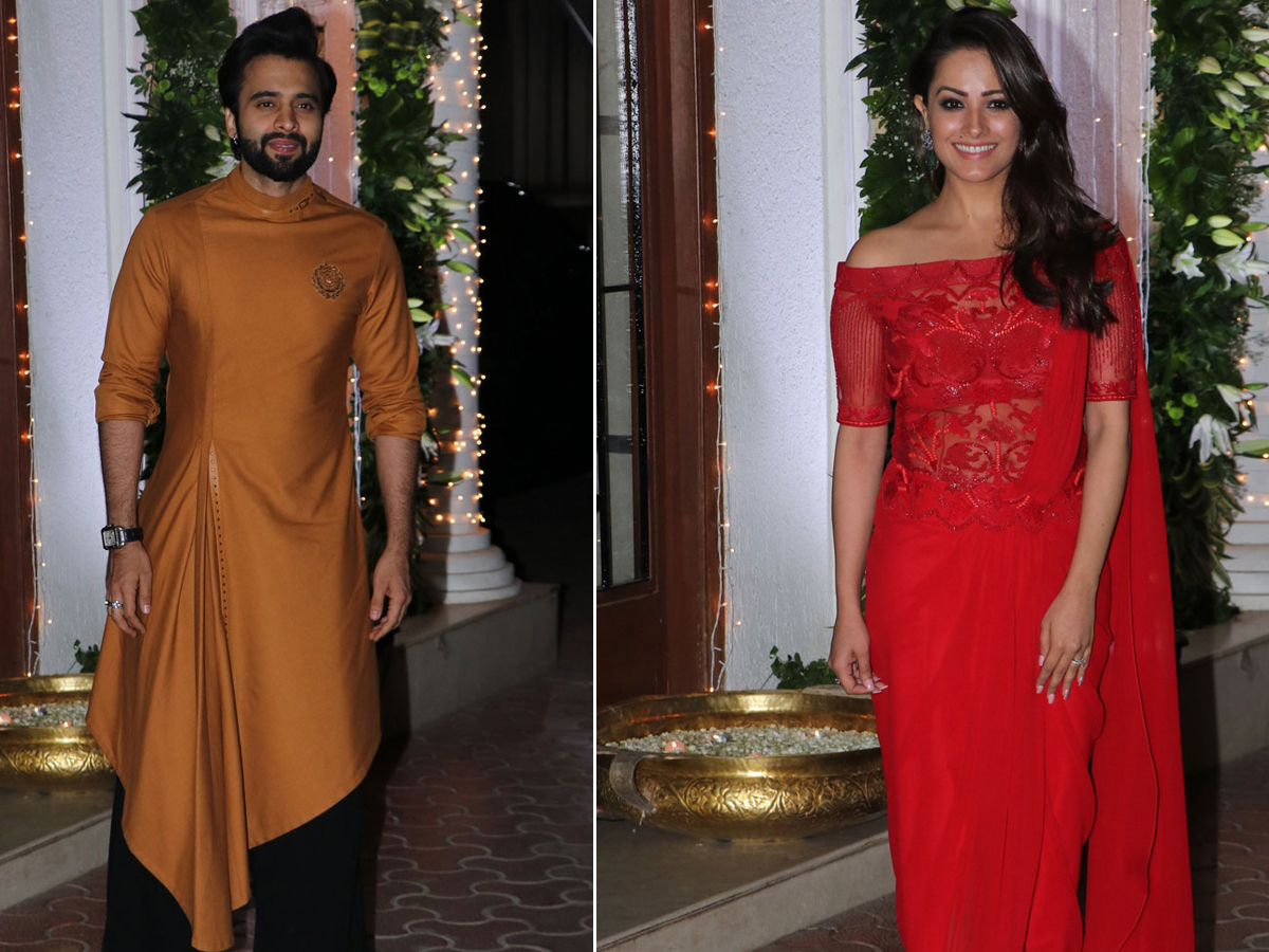 Shilpa Shetty's Diwali Bash: Bollywood Stars Shine at the Party Photo Gallery - Sakshi9