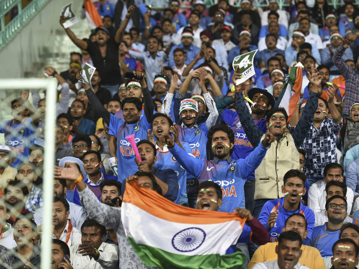 india won second T20 match against west indies - Sakshi20