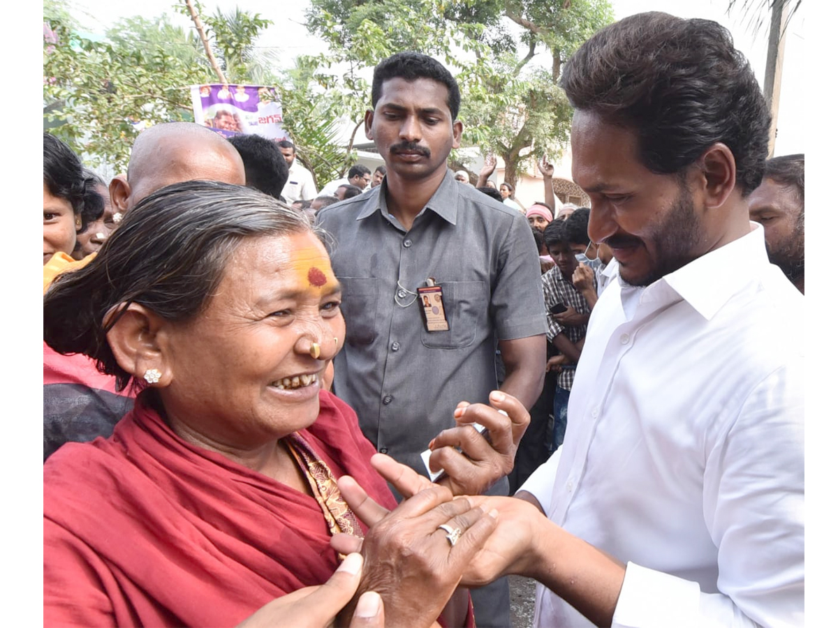 YS Jagan PrajaSankalpaYatra Day 318th Photo Gallery - Sakshi26