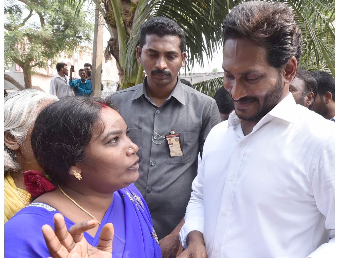 YS Jagan PrajaSankalpaYatra Day 318th Photo Gallery - Sakshi29