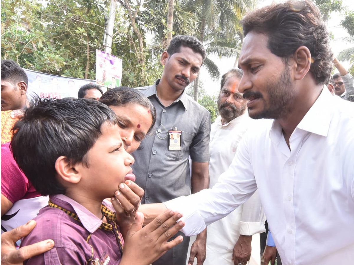 YS Jagan PrajaSankalpaYatra Day 318th Photo Gallery - Sakshi46