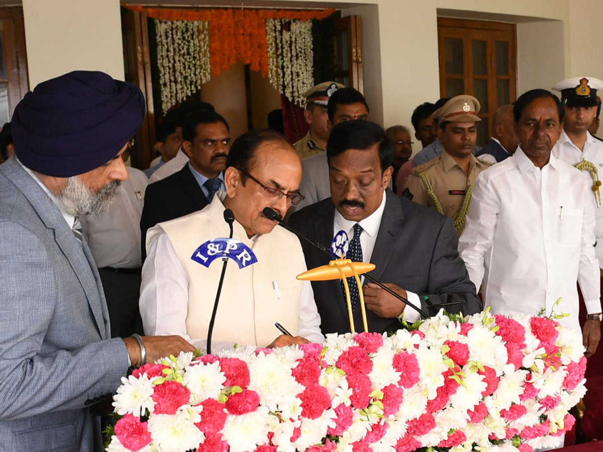 Eremony As The Chief Minister Of Telangana Photo Gallery - Sakshi21