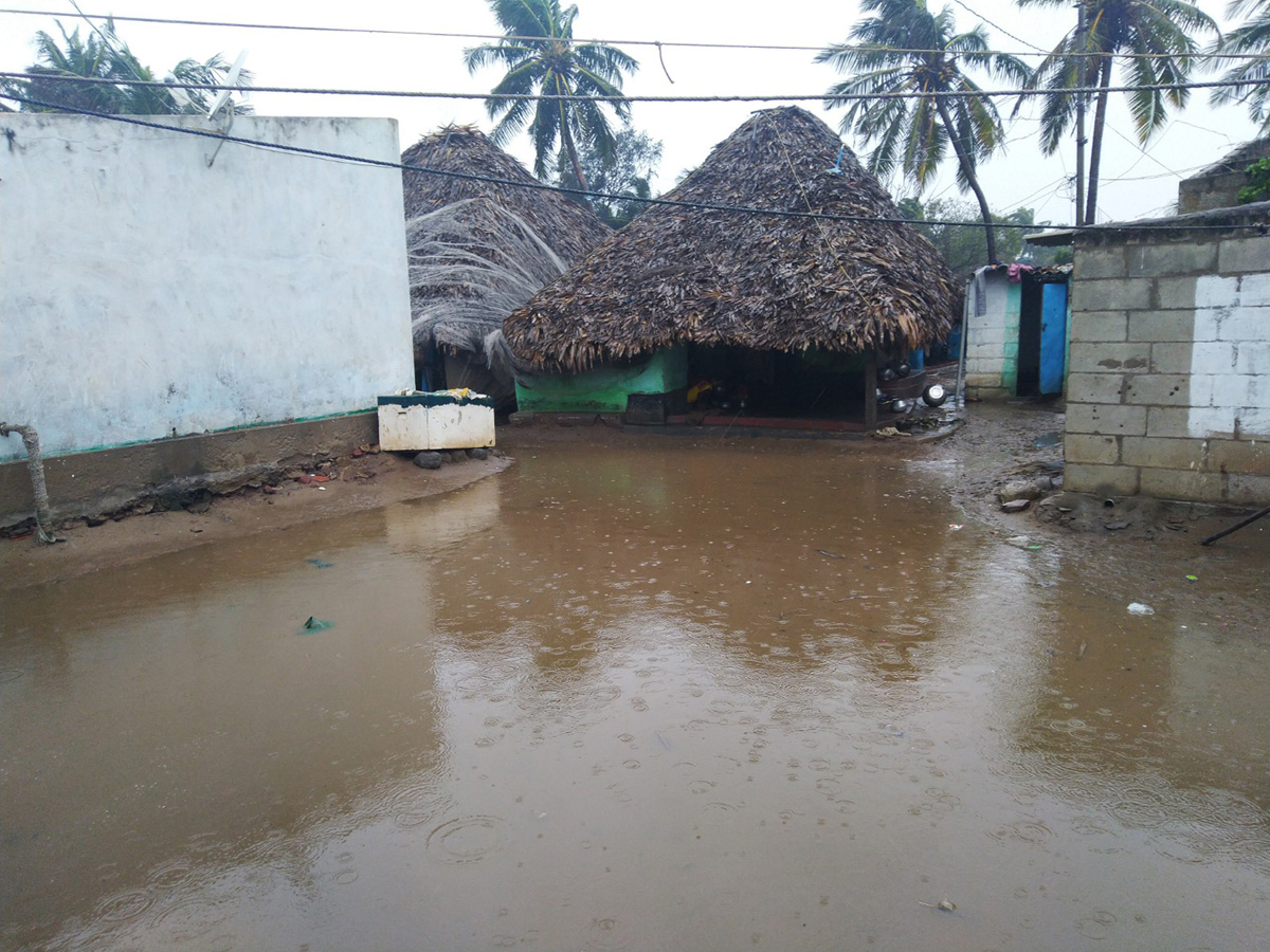 Cyclone Pethai in East Godavari Photo Gallery - Sakshi9