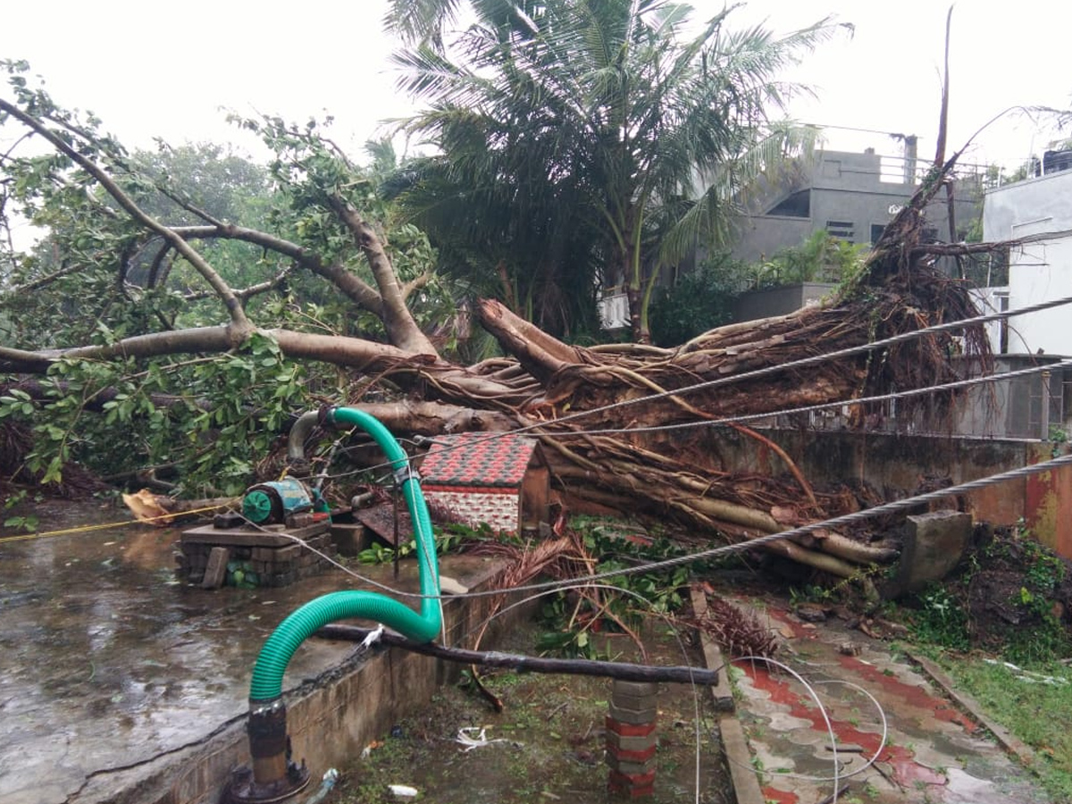 Cyclone Phethai hit Srikakulam Coast, Andhra Pradesh photo Gallery - Sakshi17